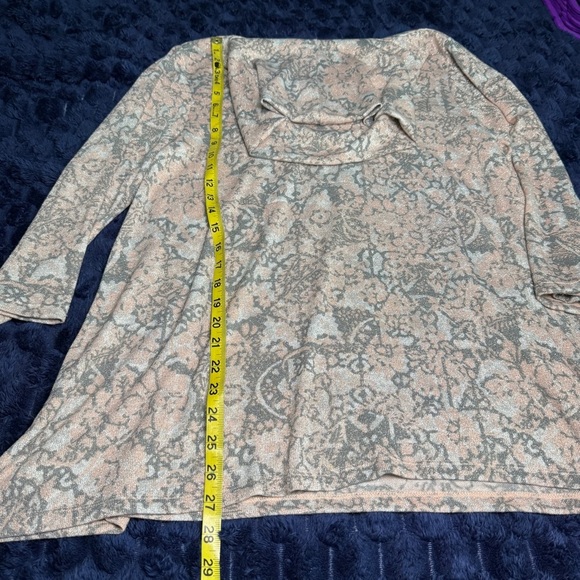 Ruby Rd women's tunic top in gray and pink. Size Medium - Picture 6 of 8